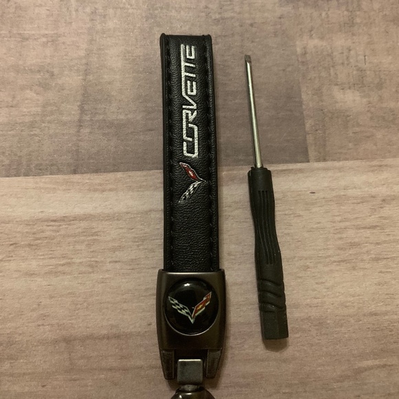 Corvette Key Fob Leather Key Ring Lanyard - Picture 2 of 2